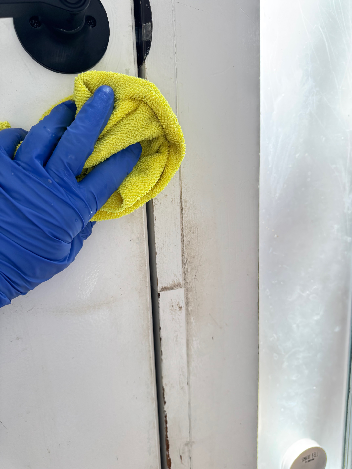 Door and frame detail cleaning