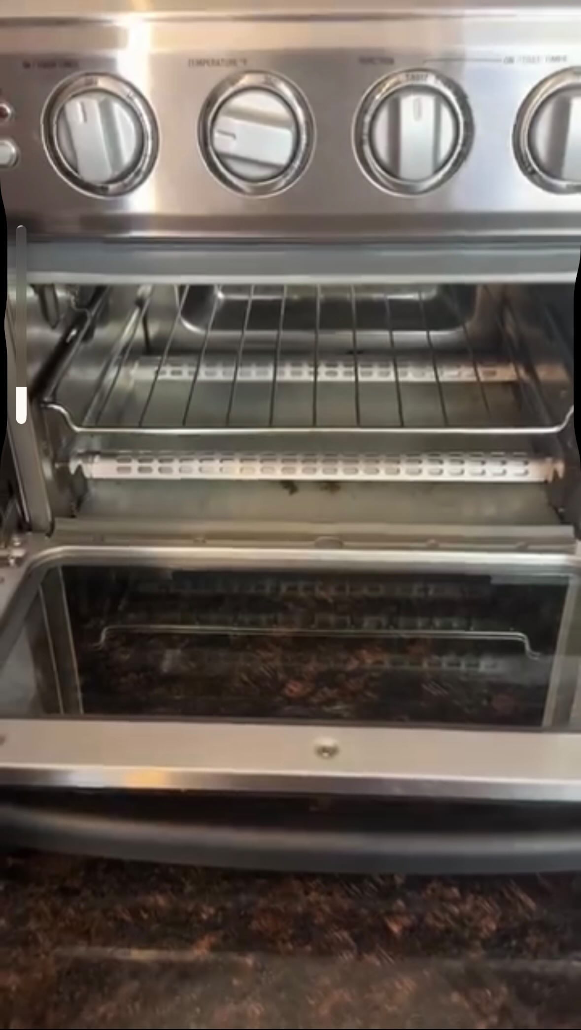 Oven after cleaning